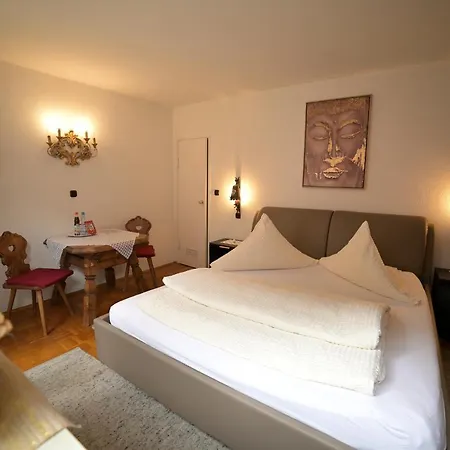 Zrenners Garni 3* Waldsassen